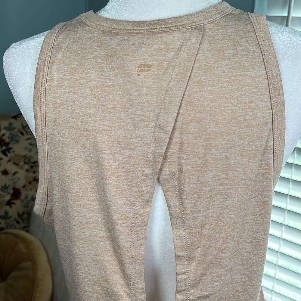 Fabletics Tank Top With Open Back And Knot Detail - image 4